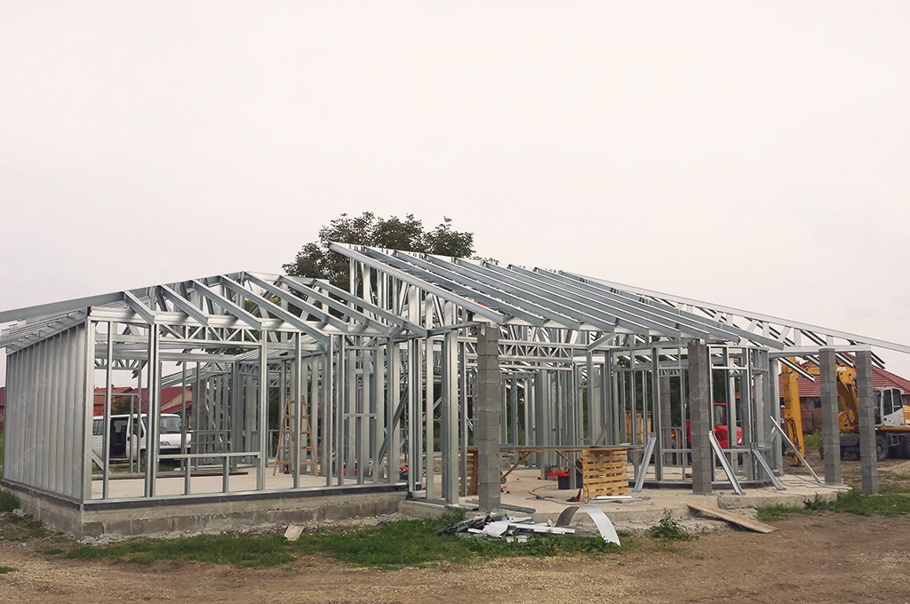 family house with light steel structure