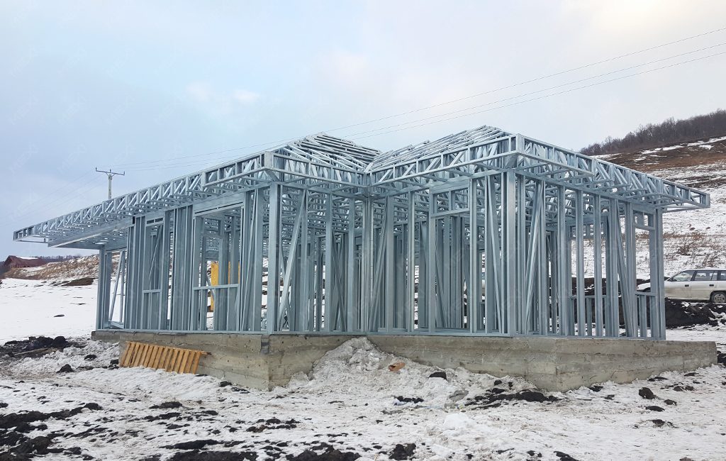 one floor house on steel frames
