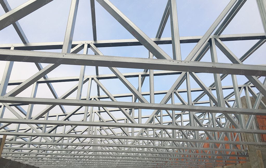 warehouse roofing with light steel structures