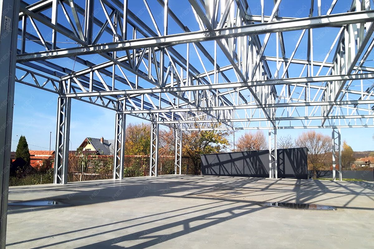 pet-food-store-warehouse light steel