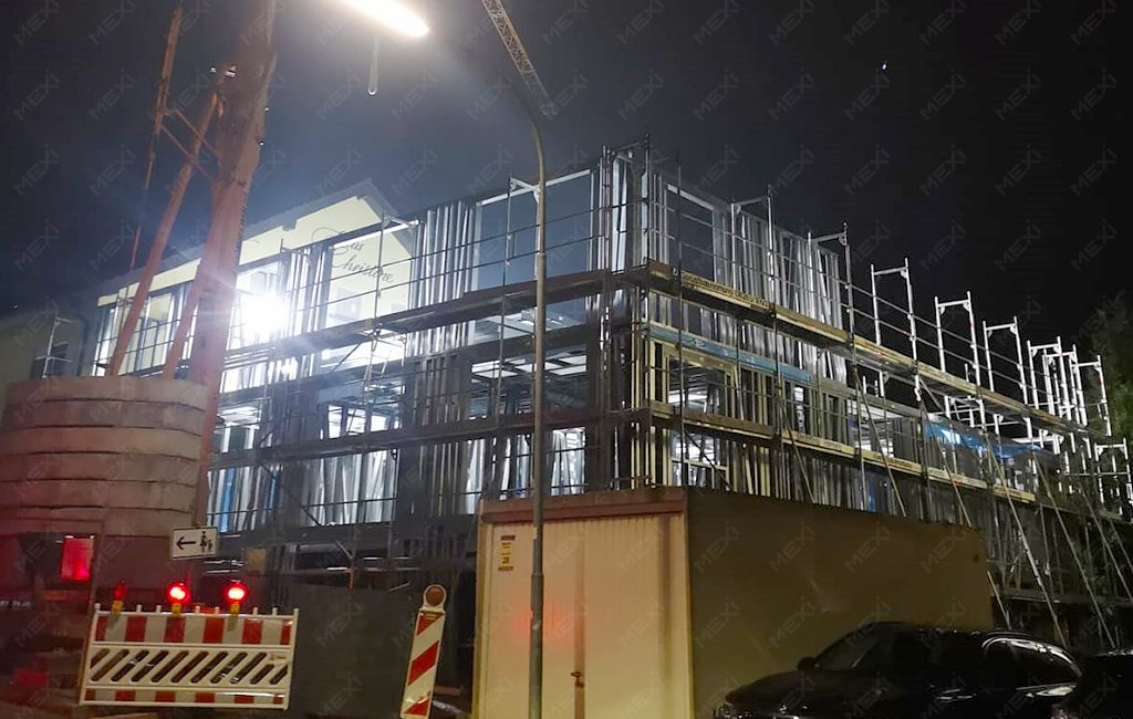 extension of retirement home with light steel structures