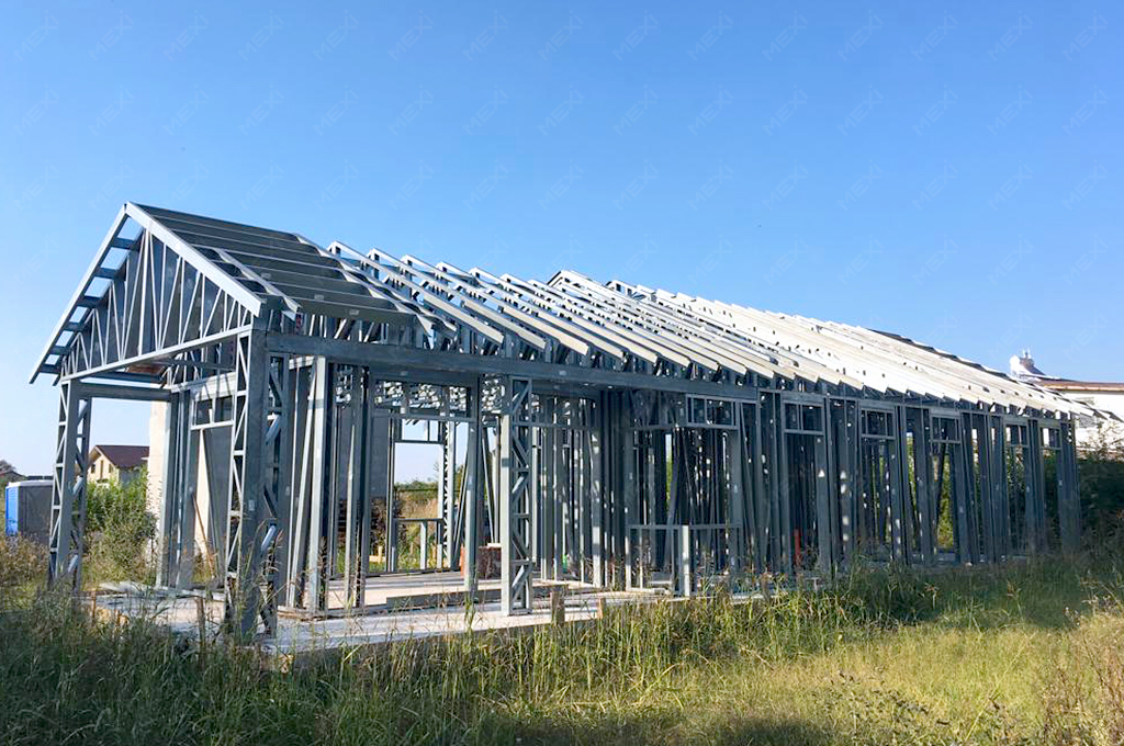 one floor house with framing system