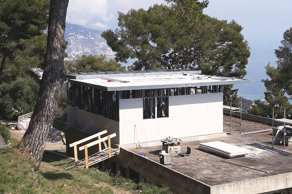 second storey for house with metal structure