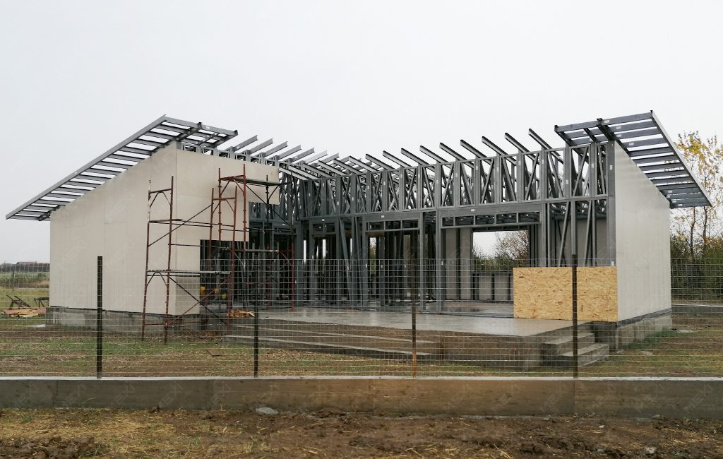 single floor house on metal framing