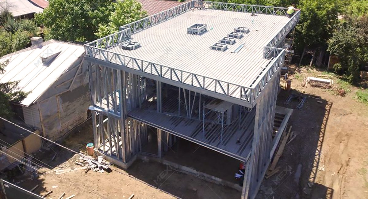 two storey house construction from MEXI metallic profiles