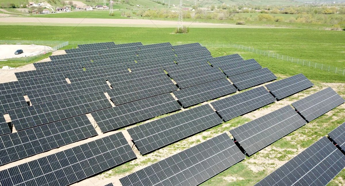 Solar power stations built on light gauge steel structure