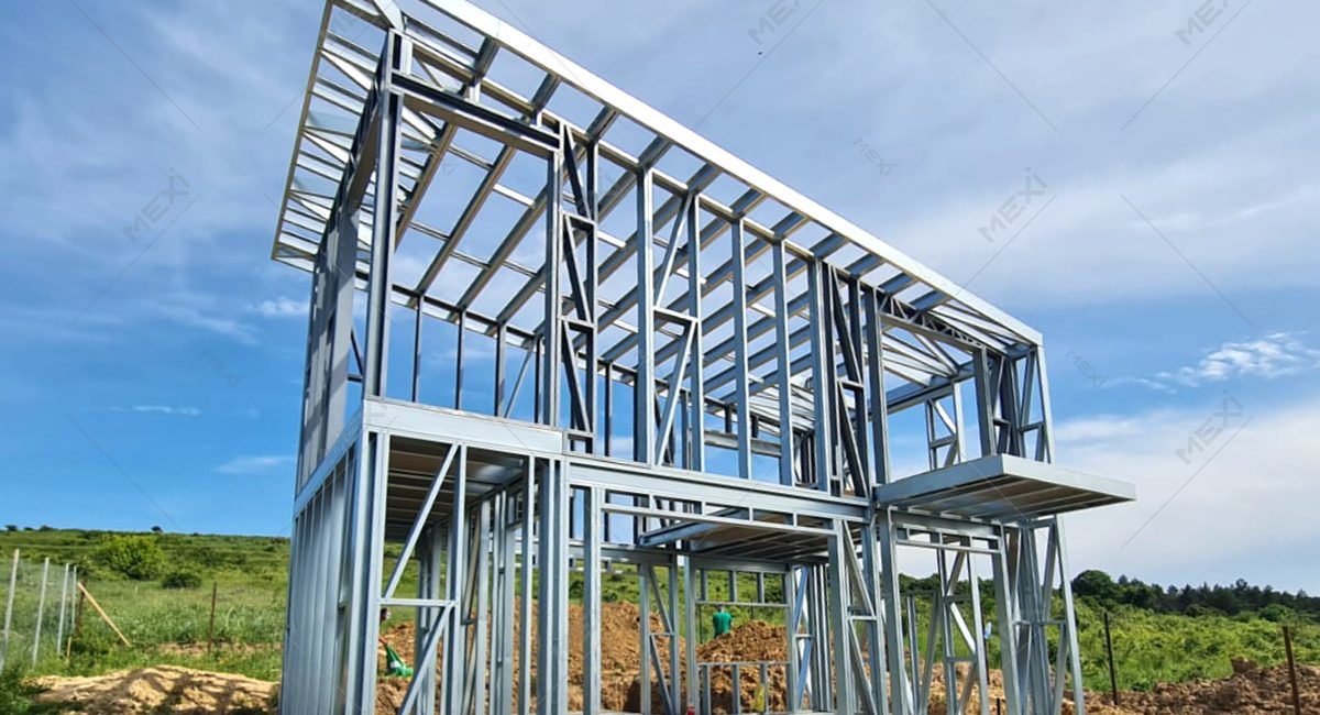Metal house and attic constructions